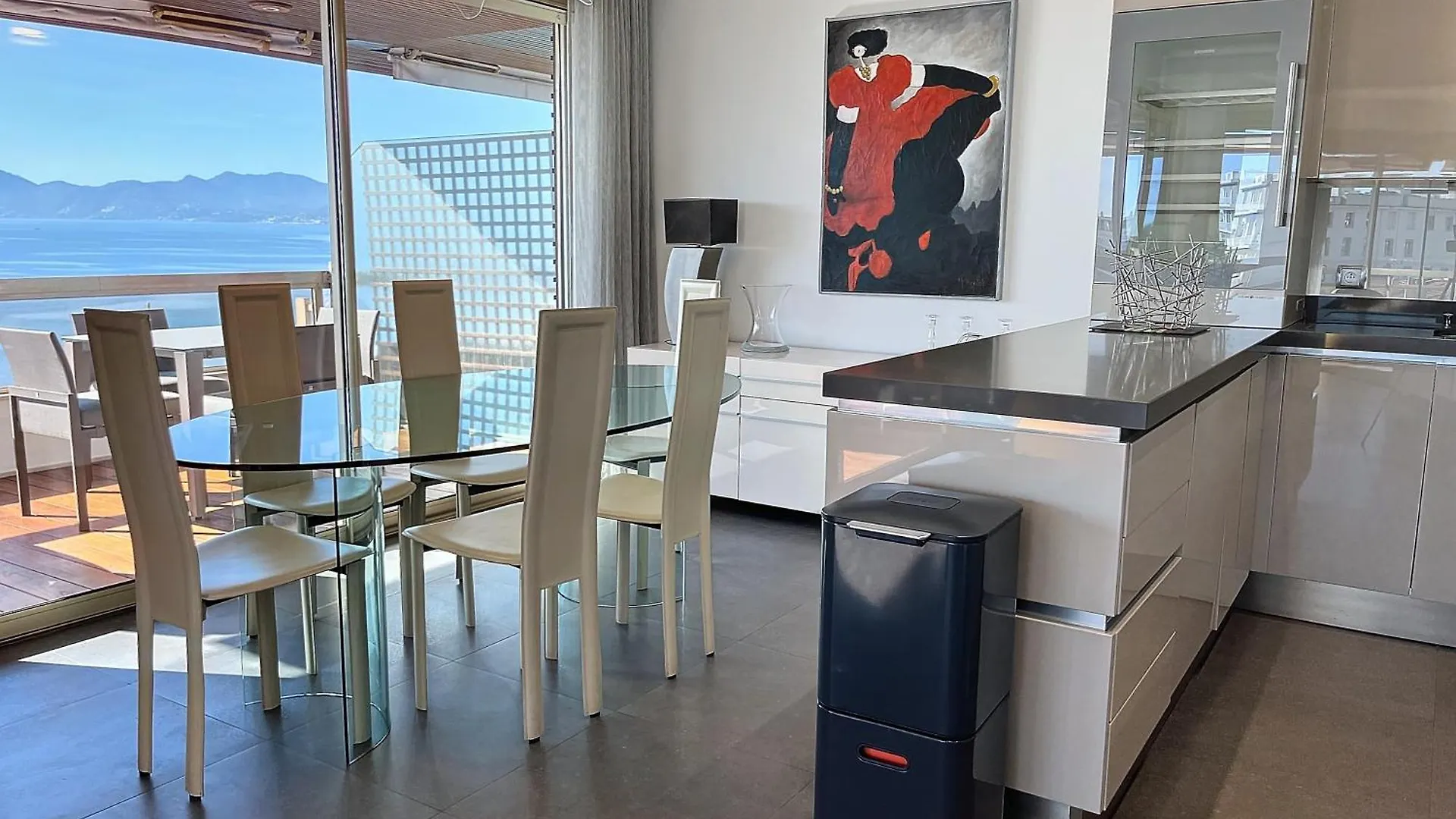 Appartement Croisette - 2 Bedrooms - Panoramic Sea View Cannes France